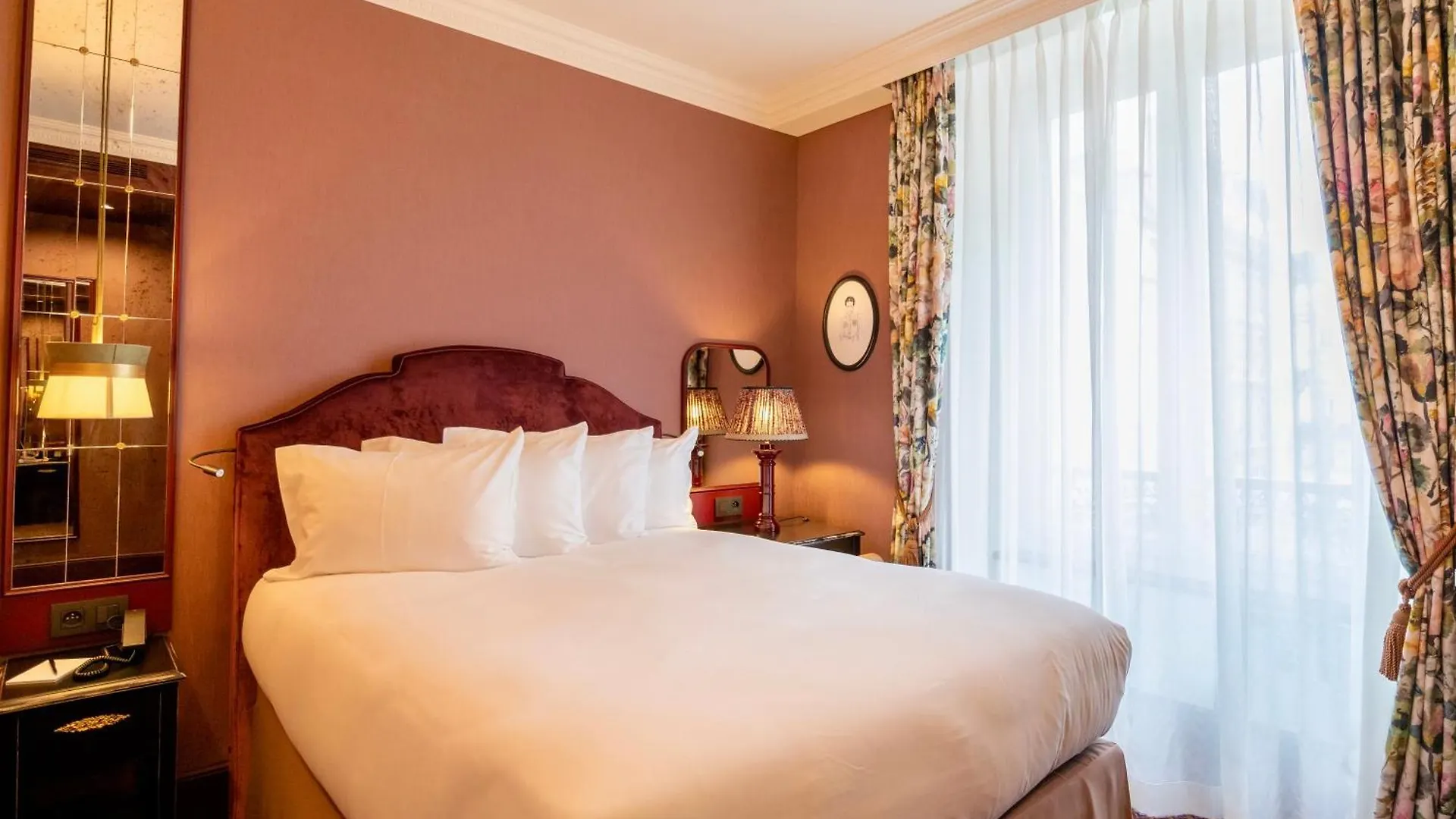 Une Autre Chambre Paris France