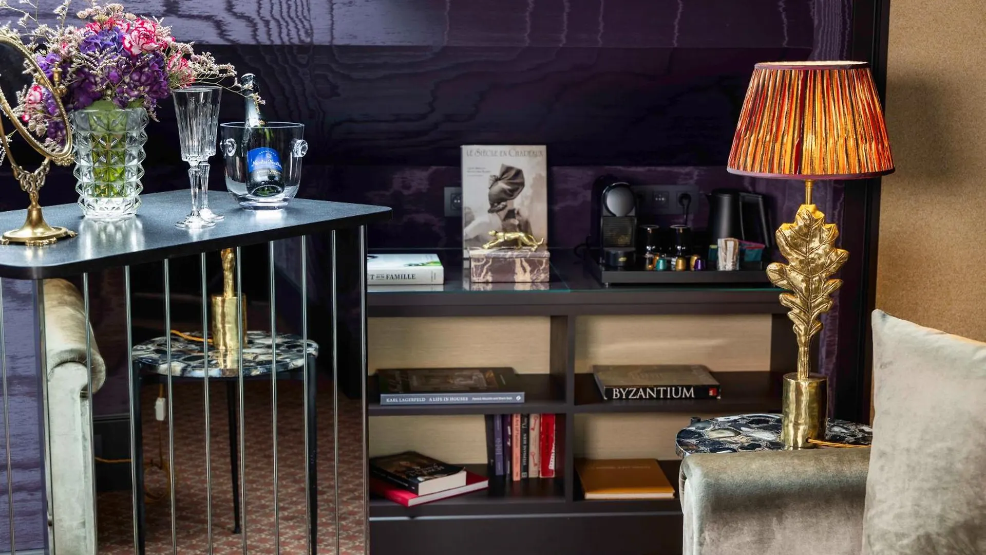 Une Autre Chambre Paris Hotel