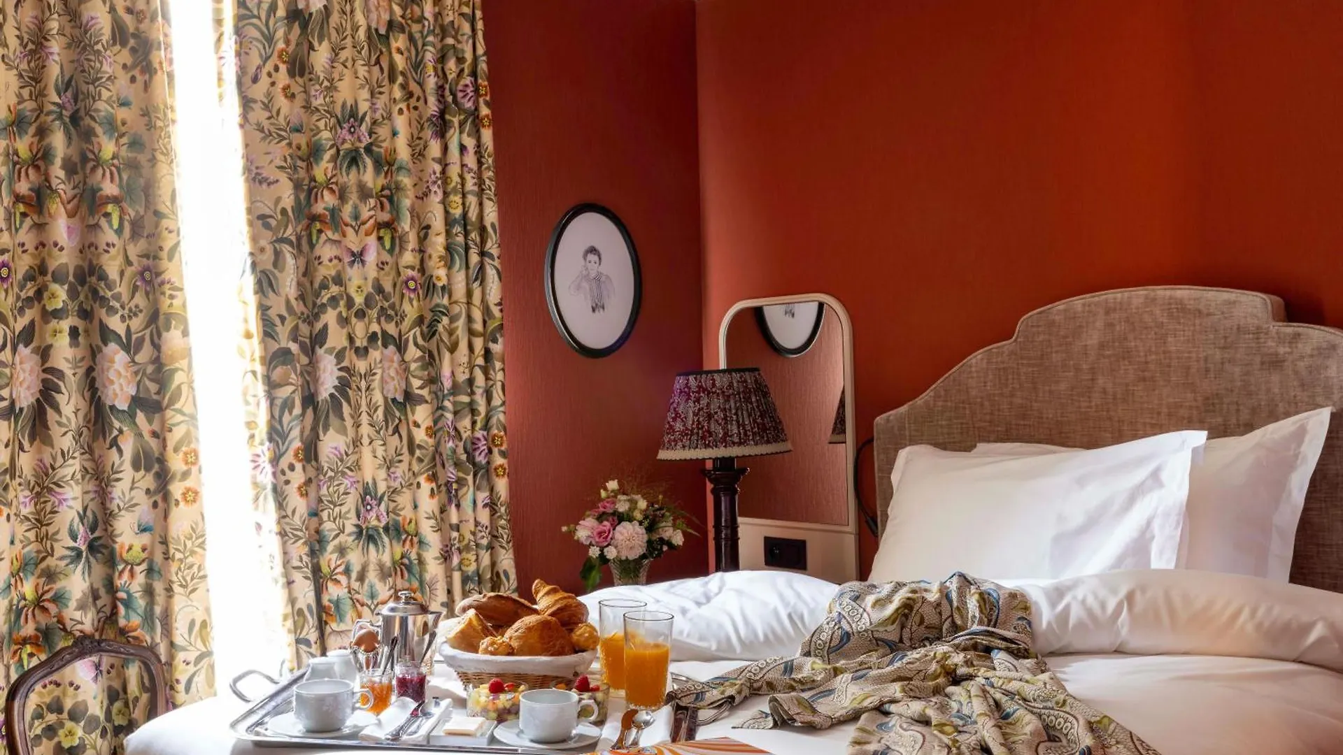 Une Autre Chambre Paris Hotel